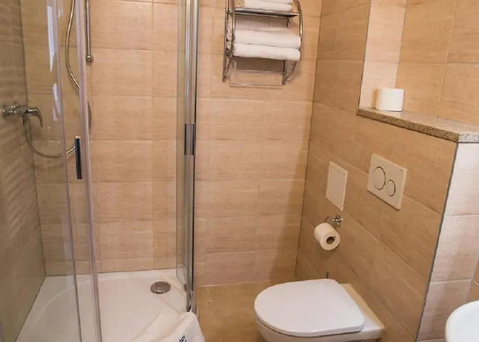 Premium Casa de hóspedes 4*